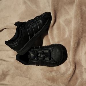Little girls Adidas sneakers
